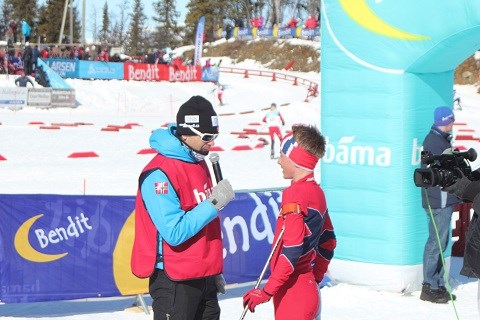 Ole Einar Bjørndalen og Simon Hjelmeset Kirkeeide. Foto: TSN